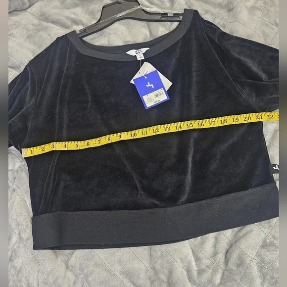 JoyLab Womens Relaxed Fit Sweatshirt Velour Long Sleeve Cropped Black Size S - Picture 6 of 8